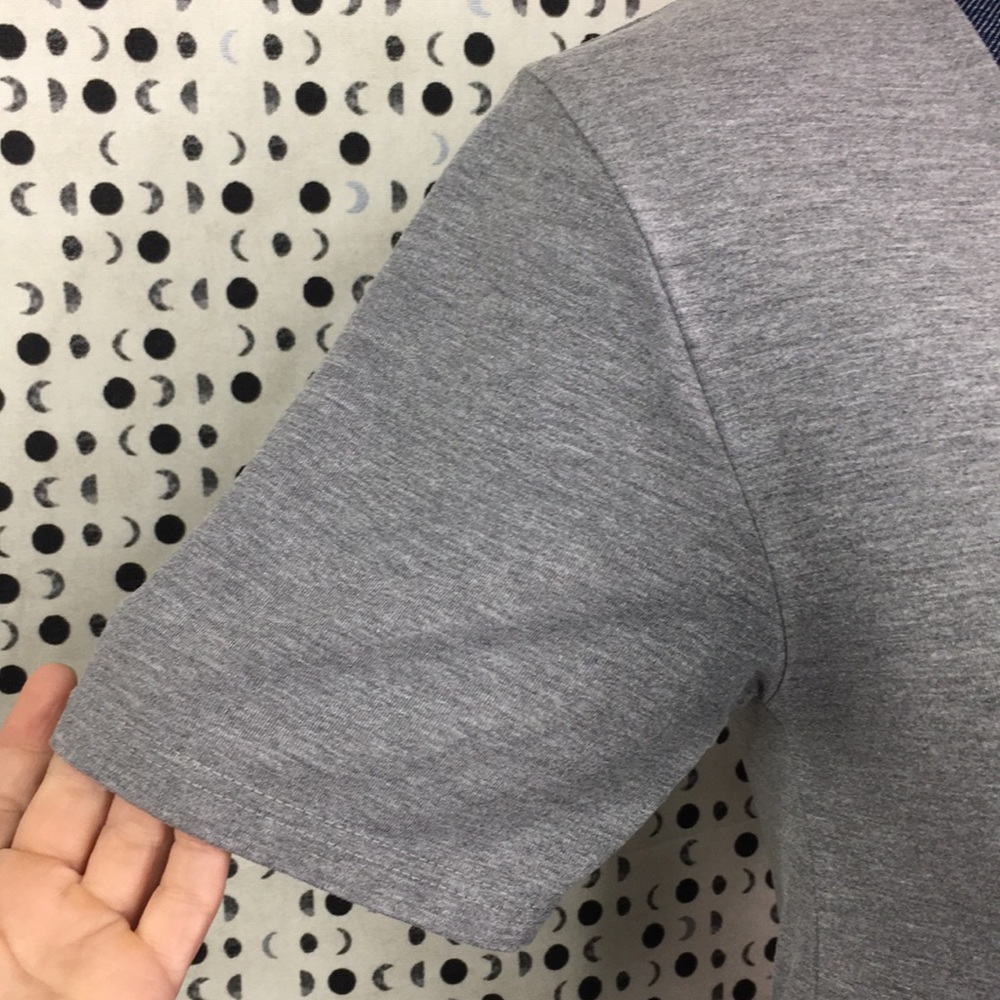 TOPSHOP Gray Tee - Picture 4 of 5